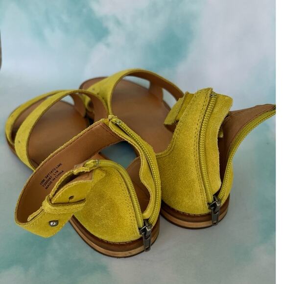 Frye and co Evie 2 Band Sandals Flats - Pistachio, Size 10, Genuine Leather - Picture 3 of 6